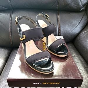 Dana Buchman sandals in black color size 7